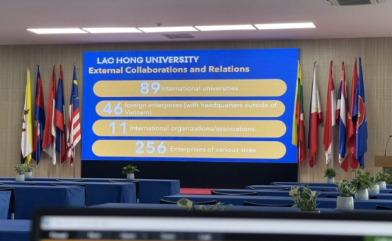 Trường đại học đầu ti&ecirc;n tại Việt Nam tham gia đ&aacute;nh gi&aacute; chất lượng cấp cơ sở gi&aacute;o dục theo ti&ecirc;u chuẩn AUN-QA 3.0
