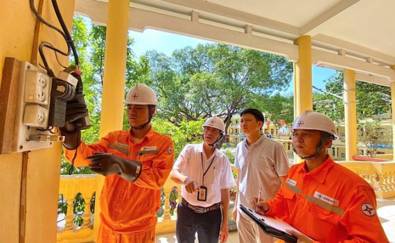 EVNNPC sẵn s&agrave;ng bảo đảm điện cho Kỳ thi tốt nghiệp THPT v&agrave; tuyển sinh Đại học