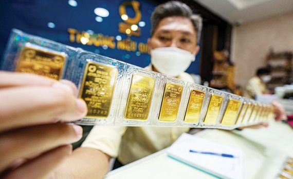 Ng&acirc;n h&agrave;ng Nh&agrave; nước b&aacute;n v&agrave;ng với gi&aacute; 77,980 triệu đồng/lượng