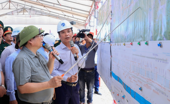 Phấn đấu th&ocirc;ng xe 3 dự &aacute;n cao tốc Bắc-Nam v&agrave;o dịp 30/4/2025