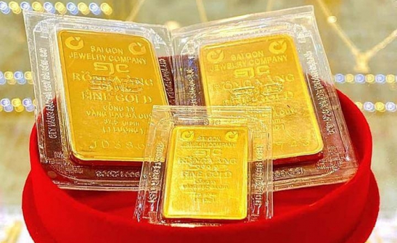 Ng&acirc;n h&agrave;ng b&aacute;n v&agrave;ng với gi&aacute; bao nhi&ecirc;u?