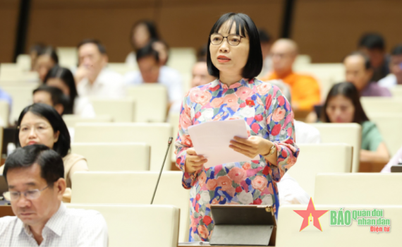 Đại biểu Quốc hội: Cần thiết duy tr&igrave; thu 2% kinh ph&iacute; c&ocirc;ng đo&agrave;n