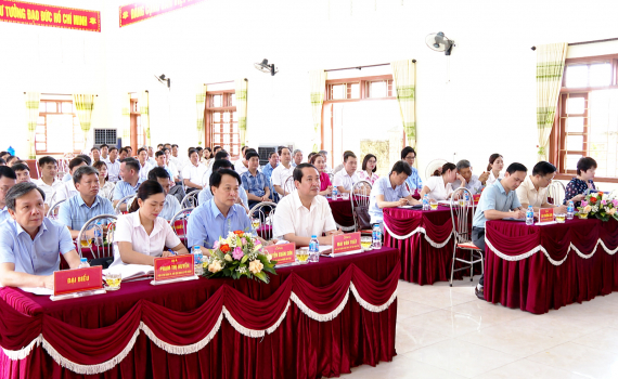 Đại biểu HĐND tỉnh tiếp x&uacute;c cử tri huyện Y&ecirc;n M&ocirc;