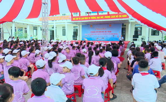 S&ocirc;i nổi Th&aacute;ng h&agrave;nh động v&igrave; trẻ em tại Ninh B&igrave;nh