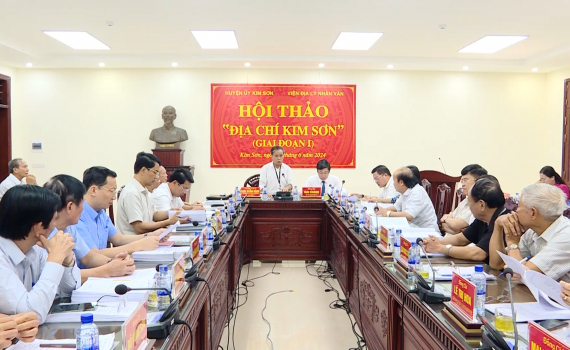 Hội thảo về cuốn s&aacute;ch "Địa ch&iacute; Kim Sơn"
