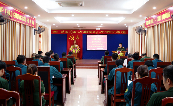 Th&agrave;nh phố Ninh B&igrave;nh tăng cường c&ocirc;ng t&aacute;c Quốc ph&ograve;ng, Qu&acirc;n sự địa phương