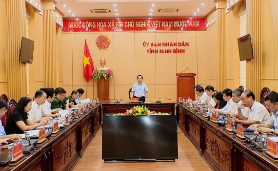 UBND tỉnh tổ chức Hội nghị phi&ecirc;n thường kỳ th&aacute;ng 6