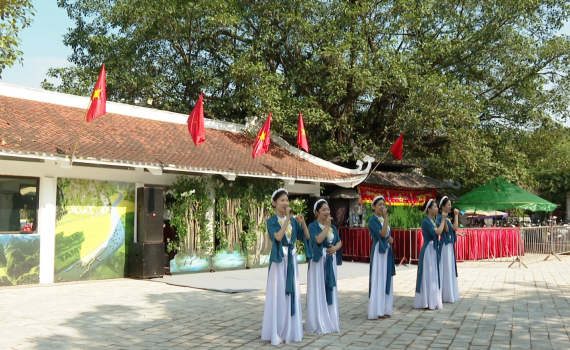 Nhiều hoạt động hấp dẫn thu h&uacute;t du kh&aacute;ch trong Tuần Du lịch Ninh B&igrave;nh 