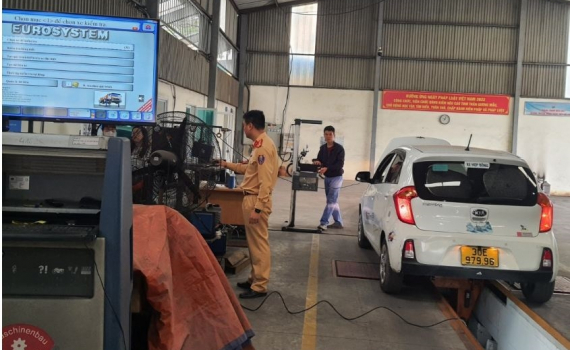 Sau ng&agrave;y 1-7, sẽ kh&ocirc;ng tự động gia hạn đối với &ocirc; t&ocirc; c&oacute; hạn đăng kiểm