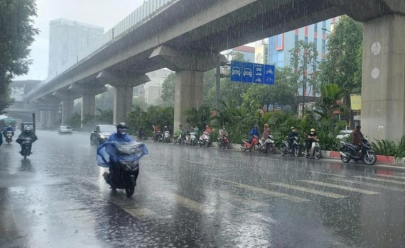 Thời tiết h&ocirc;m nay (14-6): B&atilde;o số 1 g&acirc;y mưa lớn ở nhiều nơi