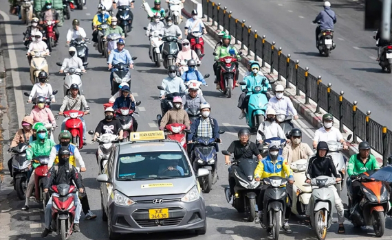 Thời tiết h&ocirc;m nay (15-6): H&agrave; Nội nắng n&oacute;ng gay gắt