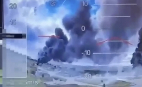 Ukraine bất ngờ tấn c&ocirc;ng UAV quy m&ocirc; lớn v&agrave;o Nga