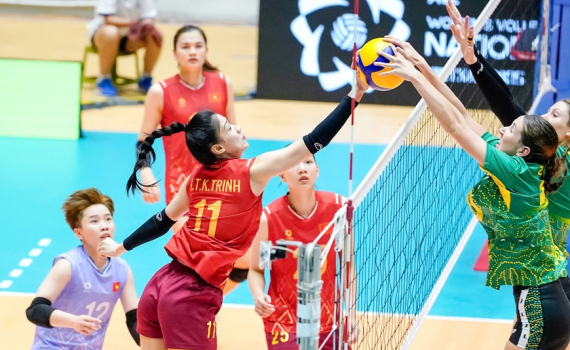 Tin thể thao (13-6): B&oacute;ng chuyền Việt Nam to&agrave;n thắng ở v&ograve;ng bảng AVC Nations Cup