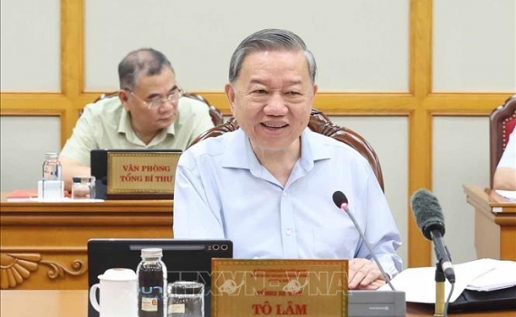 Tổng B&iacute; thư T&ocirc; L&acirc;m: Bố tr&iacute;, sắp xếp c&aacute;n bộ đ&uacute;ng nguy&ecirc;n tắc, kh&ocirc;ng để ph&aacute;t sinh vấn đề phức tạp nội bộ