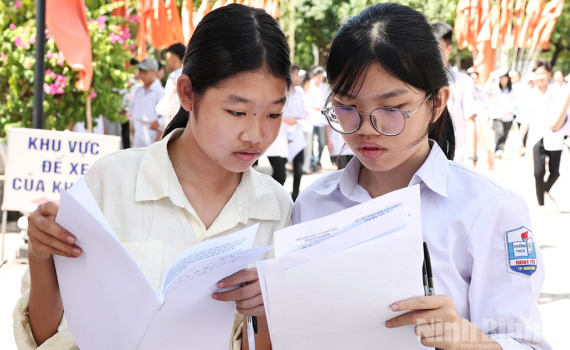 Th&ocirc;ng b&aacute;o điểm chuẩn tr&uacute;ng tuyển lớp 10 c&aacute;c trường THPT c&ocirc;ng lập năm học 2025-2026
