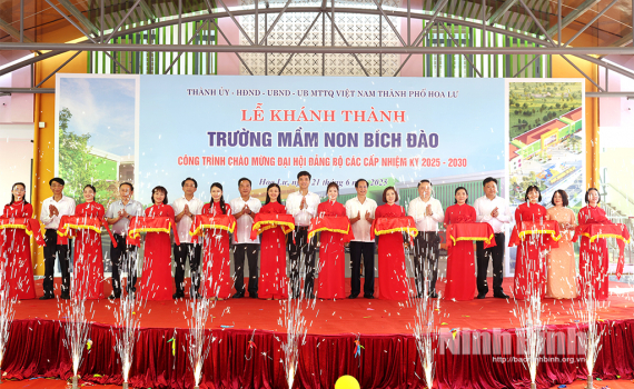 Kh&aacute;nh th&agrave;nh c&ocirc;ng tr&igrave;nh ch&agrave;o mừng Đại hội Đảng bộ c&aacute;c cấp nhiệm kỳ 2025-2030