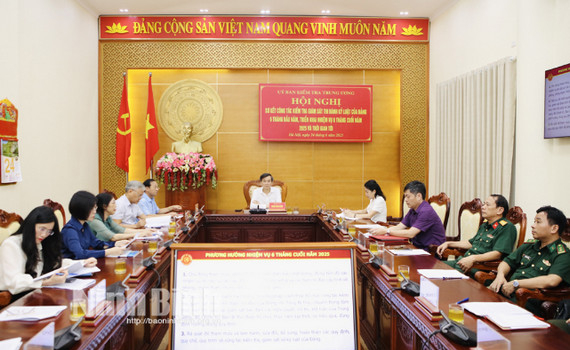 Hội nghị sơ kết c&ocirc;ng t&aacute;c kiểm tra, gi&aacute;m s&aacute;t v&agrave; thi h&agrave;nh kỷ luật của Đảng 6 th&aacute;ng đầu năm 2025