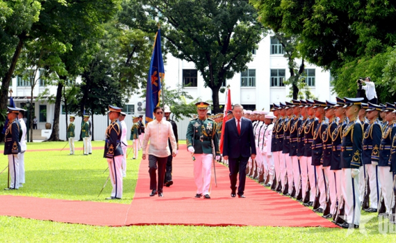 Lễ đ&oacute;n Tổng B&iacute; thư, Chủ tịch nước T&ocirc; L&acirc;m thăm cấp Nh&agrave; nước Philippines