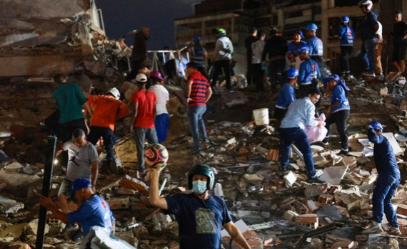 Venezuela: Chạy đua cứu nạn sau động đất