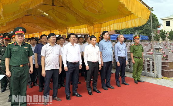 Triển khai &ldquo;Chiến dịch 500 ng&agrave;y đ&ecirc;m đẩy mạnh thực hiện t&igrave;m kiếm, quy tập v&agrave; x&aacute;c định danh t&iacute;nh h&agrave;i cốt liệt sĩ&rdquo; tại x&atilde; Gia Viễn