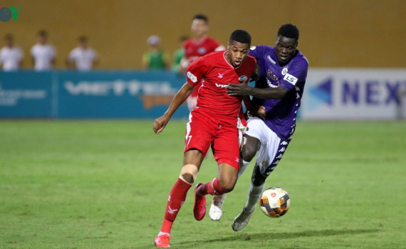 Bất ngờ với đội b&oacute;ng c&oacute; h&agrave;ng c&ocirc;ng tốt nhất V-League 2020 sau 10 v&ograve;ng