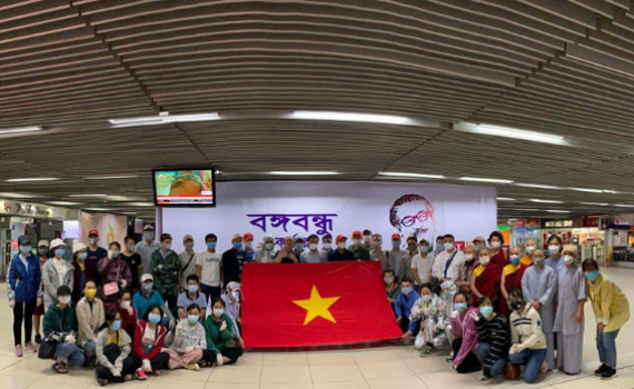Chống dịch Covid-19 th&agrave;nh c&ocirc;ng: Cơ hội qu&yacute; hơn v&agrave;ng cho Việt Nam