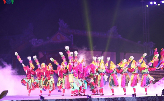 Festival Huế 2020 tiếp tục ho&atilde;n dời sang năm sau