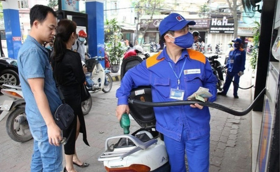 Lạm ph&aacute;t đ&atilde; l&ugrave;i gần hơn về ngưỡng 4%