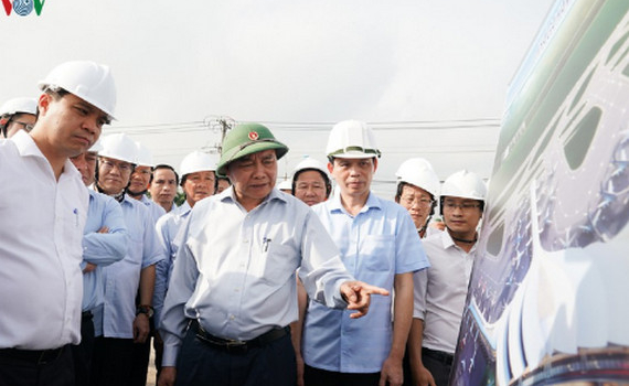 Thủ tướng kiểm tra tiến độ dự &aacute;n s&acirc;n bay Long Th&agrave;nh