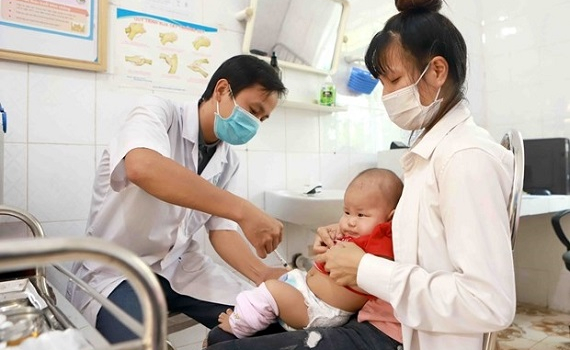 Thủ tướng y&ecirc;u cầu tăng cường c&ocirc;ng t&aacute;c ph&ograve;ng, chống bệnh bạch hầu