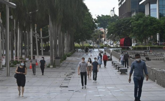 Lộ tr&igrave;nh "sống chung với COVID-19" của Singapore