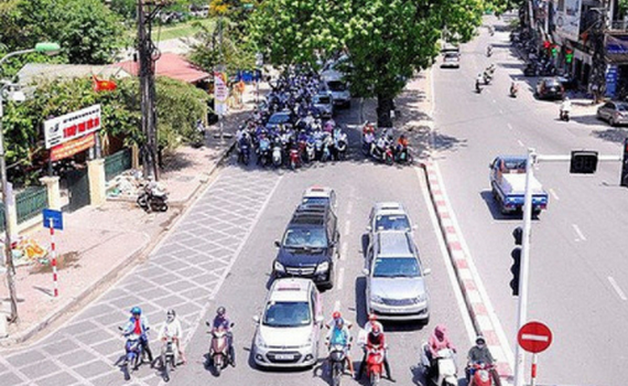 Nắng n&oacute;ng gay gắt k&eacute;o d&agrave;i đến 4/7