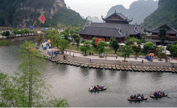 Ninh B&igrave;nh mở cửa trở lại hoạt động giải tr&iacute;, thể thao, du lịch nội địa
