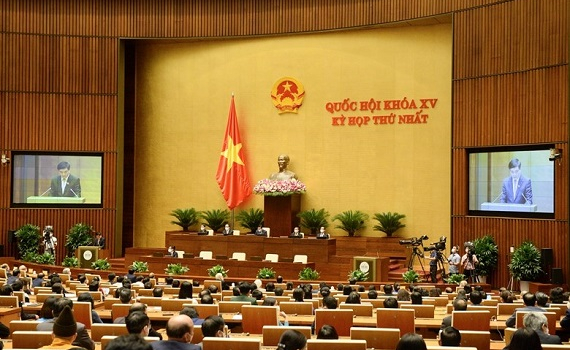 Quốc hội giao Ch&iacute;nh phủ thực hiện một số giải ph&aacute;p cấp b&aacute;ch ph&ograve;ng, chống dịch COVID-19