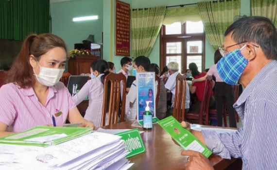 Triển khai g&oacute;i 7.500 tỷ đồng cho vay trả lương ngừng việc