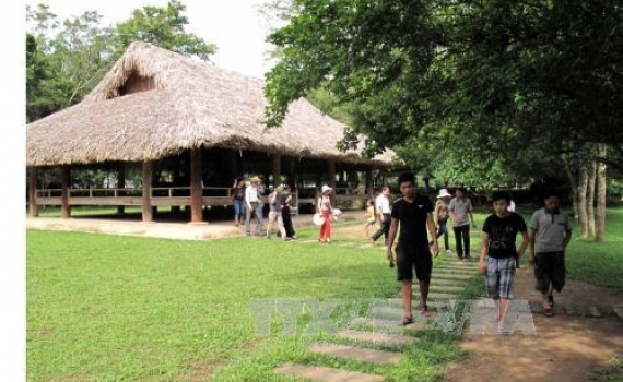 X&acirc;y dựng m&ocirc; h&igrave;nh quản l&yacute; khu du lịch Quốc gia