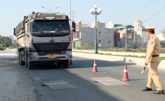 Ninh B&igrave;nh triển khai đợt triển khai cao điểm đảm bảo ATGT