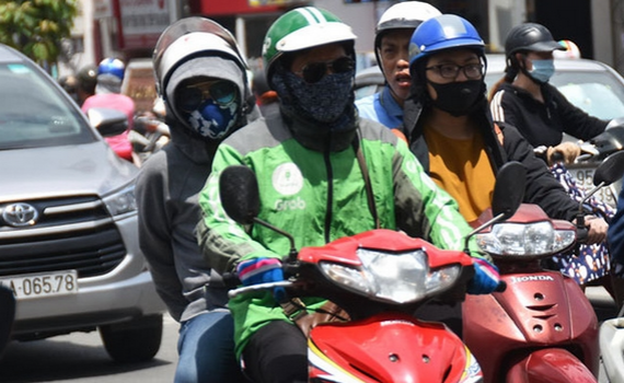 Grab thu ph&iacute; "phụ kiện nắng n&oacute;ng", Bộ C&ocirc;ng Thương y&ecirc;u cầu l&agrave;m r&otilde;
