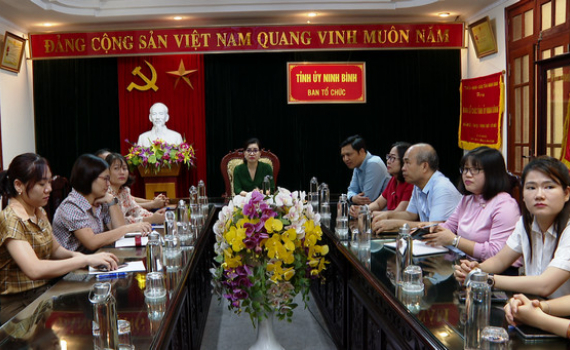 Bồi dưỡng kiến thức về x&acirc;y dựng Đảng cho những người l&agrave;m b&aacute;o