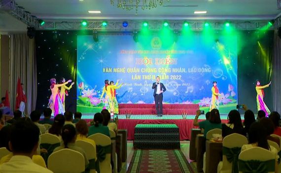 C&ocirc;ng đo&agrave;n c&aacute;c KCN tỉnh tổ chức Hội diễn văn nghệ quần ch&uacute;ng C&ocirc;ng nh&acirc;n lao động lần thứ II