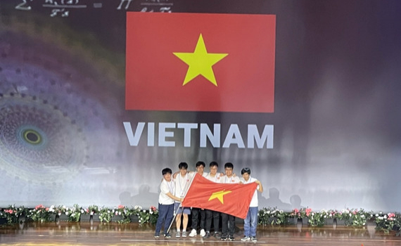 6/6 học sinh Việt Nam đoạt huy chương Olympic To&aacute;n học quốc tế
