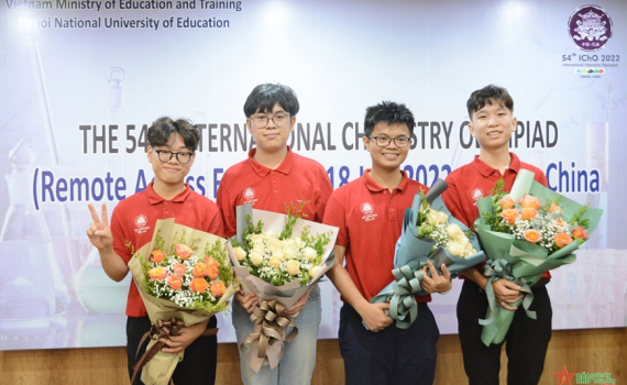 Đội tuyển Việt Nam gi&agrave;nh 4 huy chương v&agrave;ng Olympic H&oacute;a học quốc tế