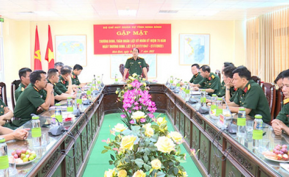 Bộ Chỉ huy Qu&acirc;n sự tỉnh gặp mặt c&aacute;c đồng ch&iacute; l&agrave; thương binh v&agrave; con liệt sỹ 
