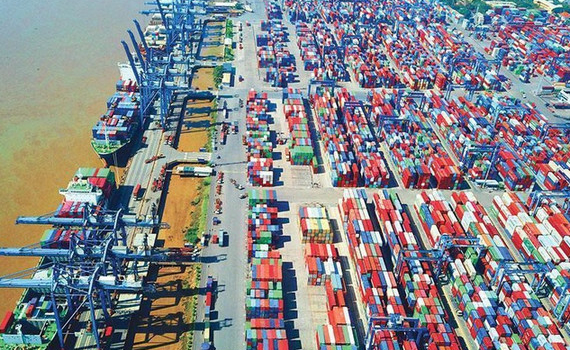 Bức tranh kinh tế Việt Nam 7 th&aacute;ng năm 2022 với nhiều điểm nhấn