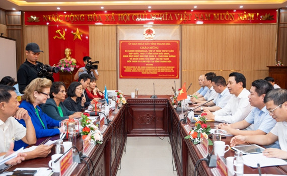 Th&uacute;c đẩy hợp t&aacute;c nhằm x&acirc;y dựng khả năng chống chịu với biến đổi kh&iacute; hậu của cộng đồng