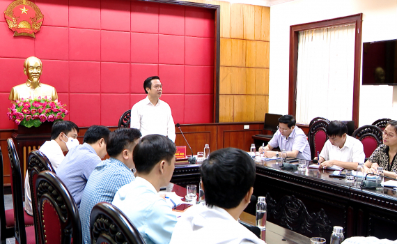 Hội nghị về c&ocirc;ng t&aacute;c đảm bảo trang thiết bị, vật tư y tế phục vụ kh&aacute;m chữa bệnh