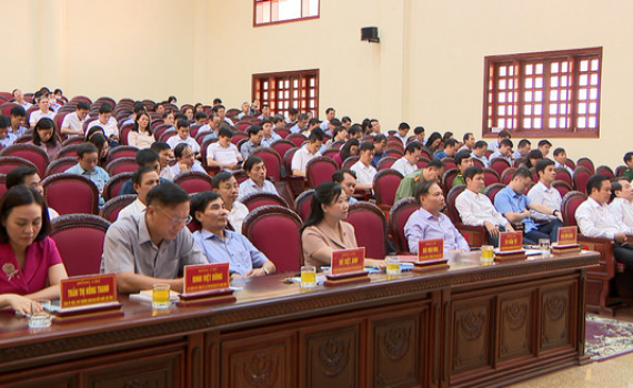 Nghi&ecirc;n cứu, học tập, qu&aacute;n triệt Nghị quyết Hội nghị Trung ương 5, kh&oacute;a XIII