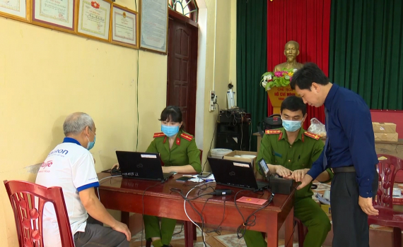 C&ocirc;ng an th&agrave;nh phố Ninh B&igrave;nh đẩy mạnh triển khai Đề &aacute;n 06 của Ch&iacute;nh phủ