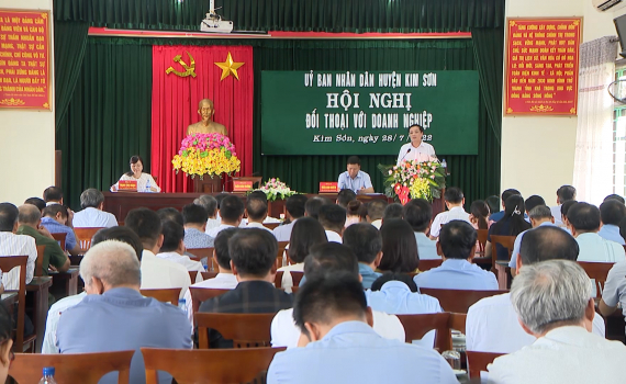 Đối thoại trực tiếp giữa l&atilde;nh đạo huyện Kim Sơn với doanh nghiệp