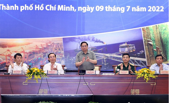 Thủ tướng Phạm Minh Ch&iacute;nh: Cần c&oacute; cơ chế điều h&agrave;nh ph&aacute;t triển to&agrave;n v&ugrave;ng Đ&ocirc;ng Nam Bộ v&agrave; v&ugrave;ng Kinh tế trọng điểm ph&iacute;a Nam